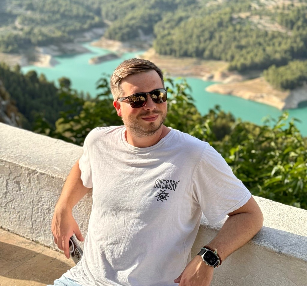 Photo of Alex Kamburakis in Spain